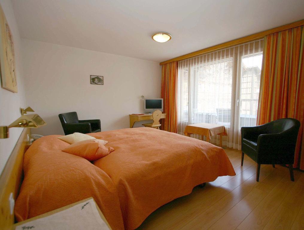 Hotel Poestli مالويه الغرفة الصورة