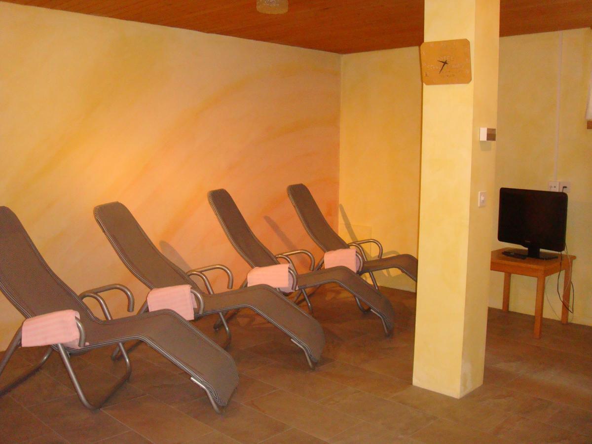 Hotel Poestli مالويه المظهر الخارجي الصورة